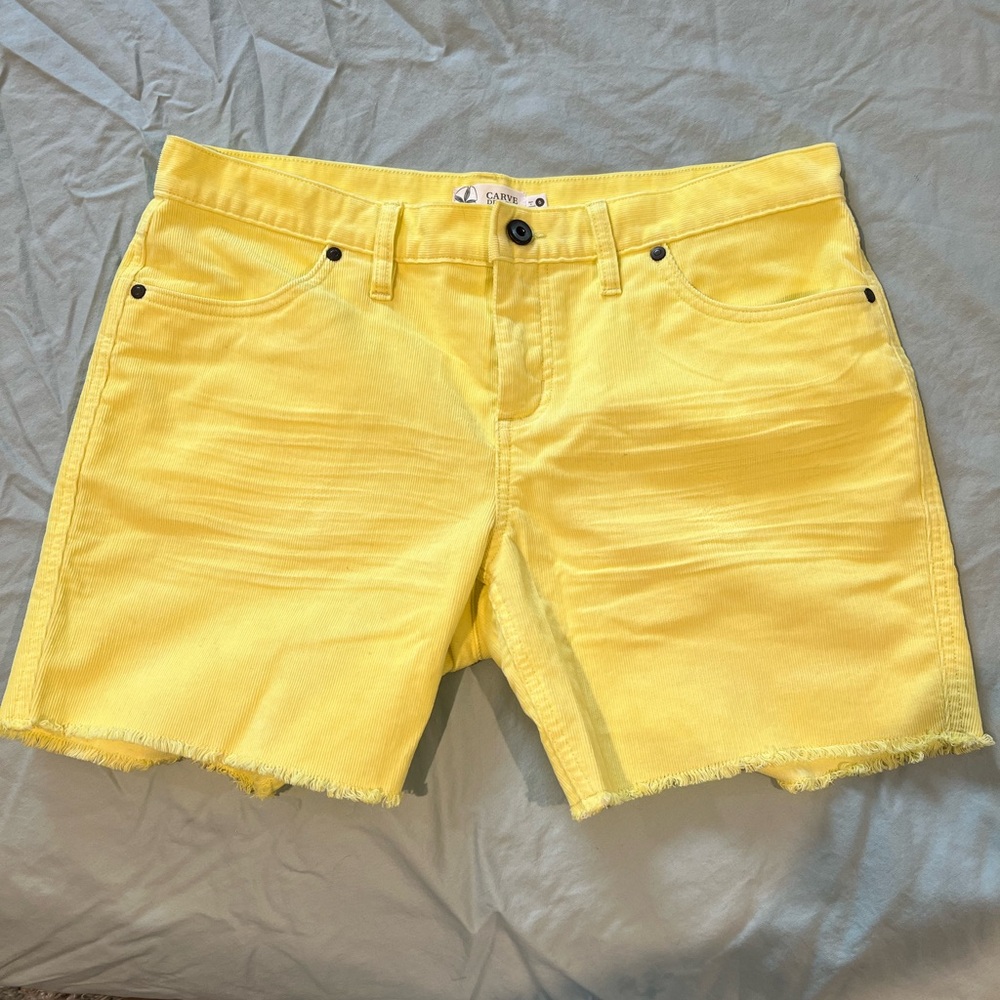 Carve Design NWOT Oahu Shorts Size 6 and 6” inseam.